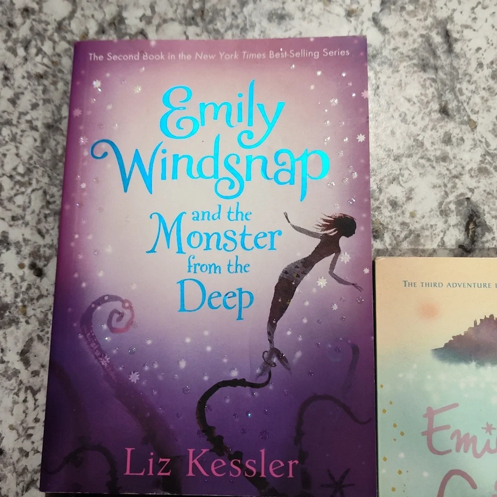 Emily Windsnap book set of 3 - Picture 5 of 6